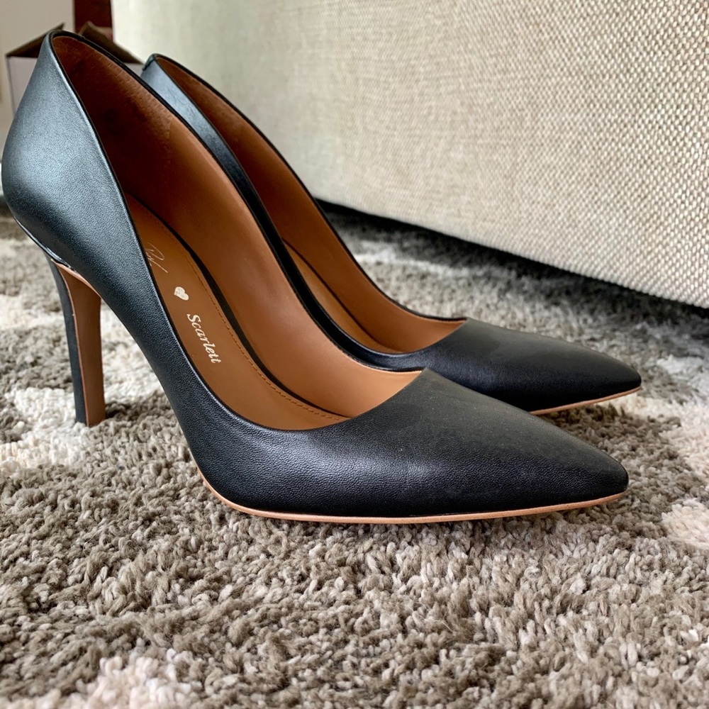 The perfect black heel